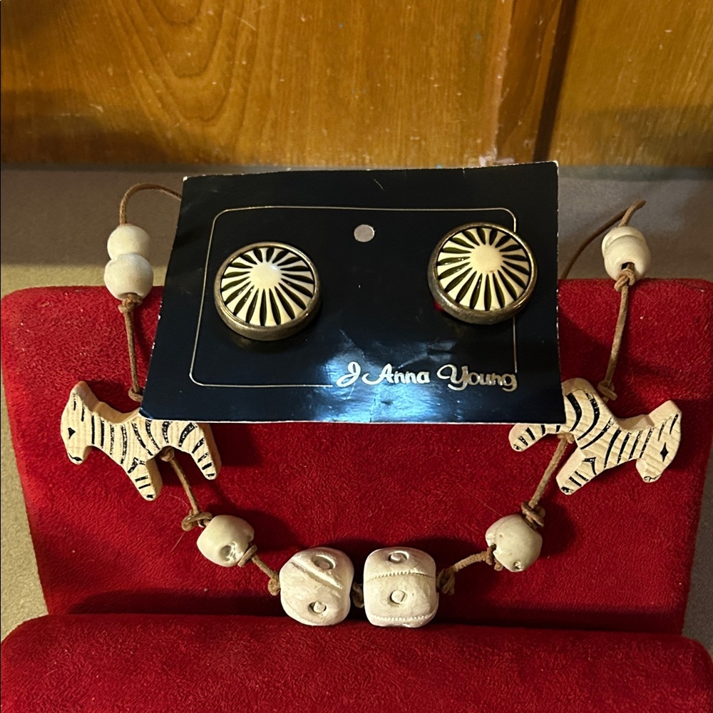 Vintage Zebra Necklace and Earring Set
